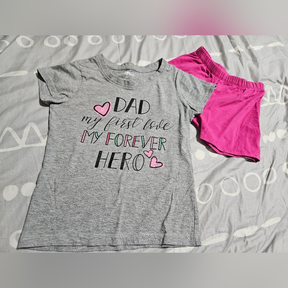 🥳 3/$16 Girls Dad Graphic Tee Sz 7/8 BONUS